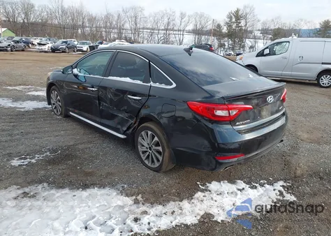 2015 Hyundai Sonata Sport z USA, uszkodzony, nr VIN 5NPE34AF9FH212558